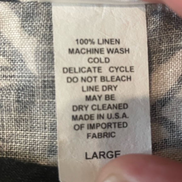 CTC Linens Women's Floral Black and White Pattern Design Top Blouse Size Large - Picture 8 of 8